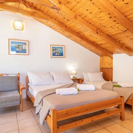 Alexatos Studios & Apartments Agia Efimia Zewnętrze zdjęcie