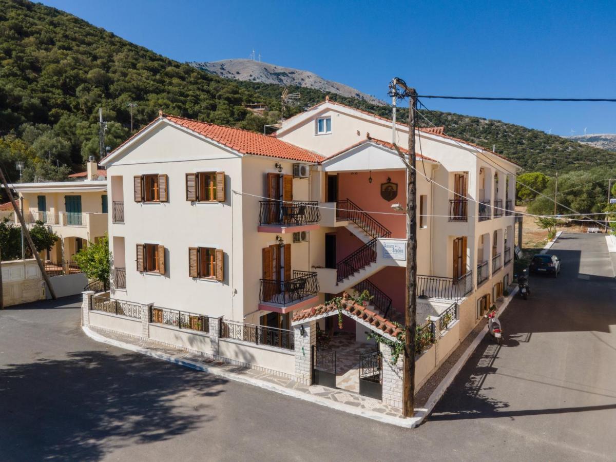 Alexatos Studios & Apartments Agia Efimia Zewnętrze zdjęcie
