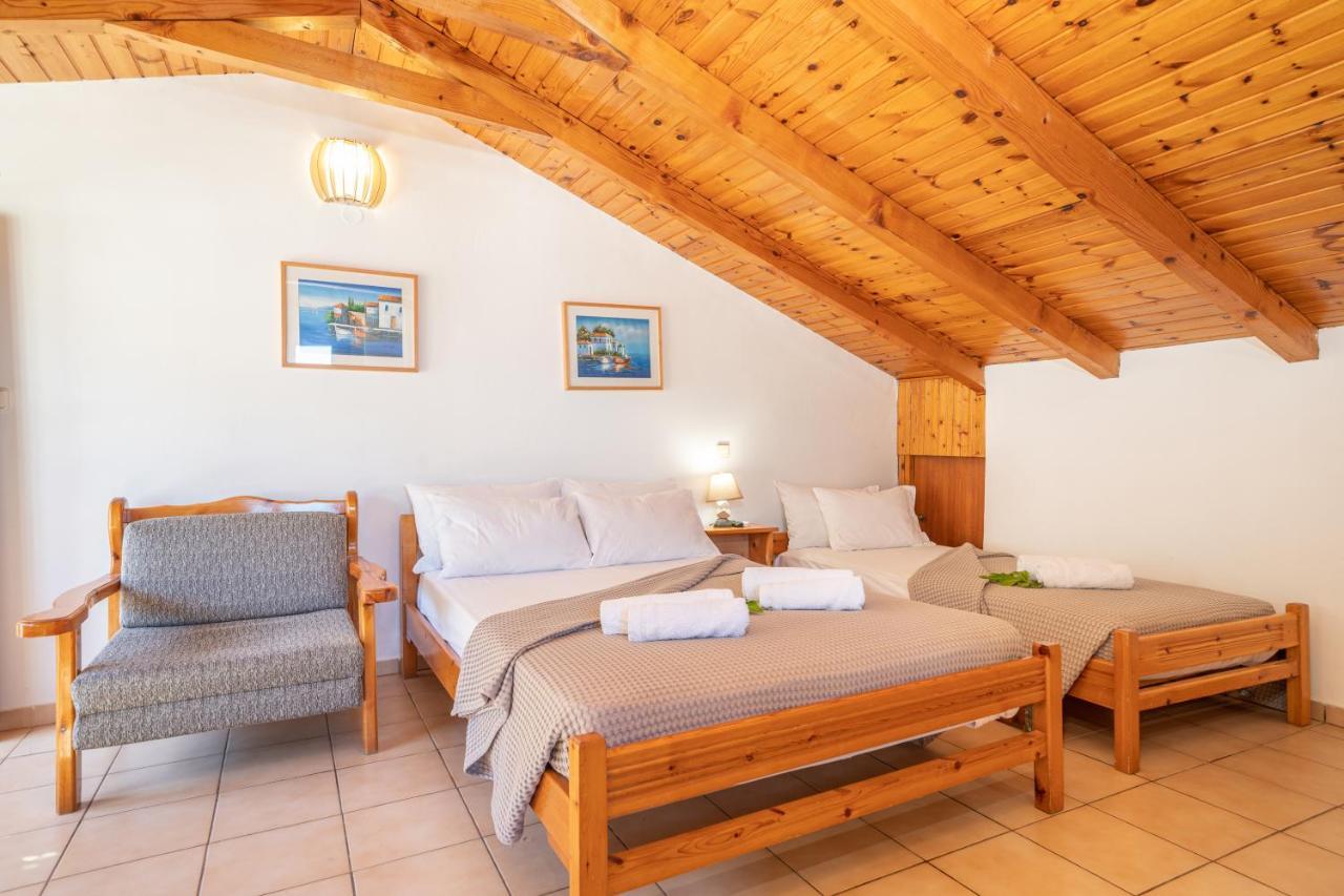 Alexatos Studios & Apartments Agia Efimia Zewnętrze zdjęcie