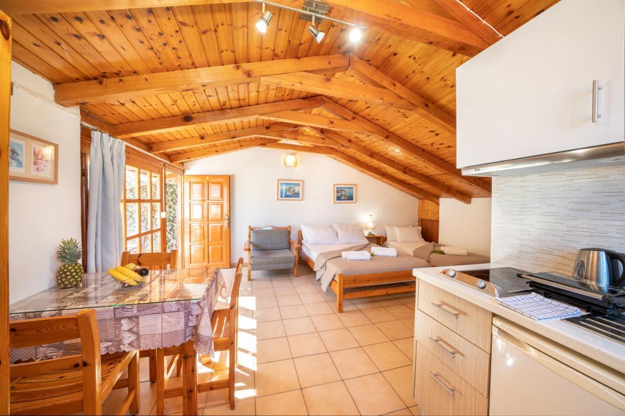 Alexatos Studios & Apartments Agia Efimia Zewnętrze zdjęcie