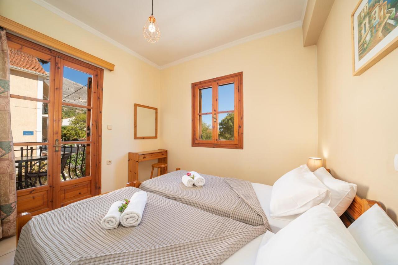 Alexatos Studios & Apartments Agia Efimia Zewnętrze zdjęcie