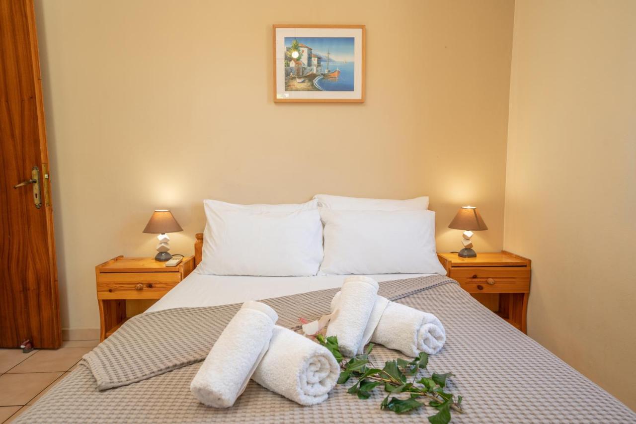 Alexatos Studios & Apartments Agia Efimia Zewnętrze zdjęcie